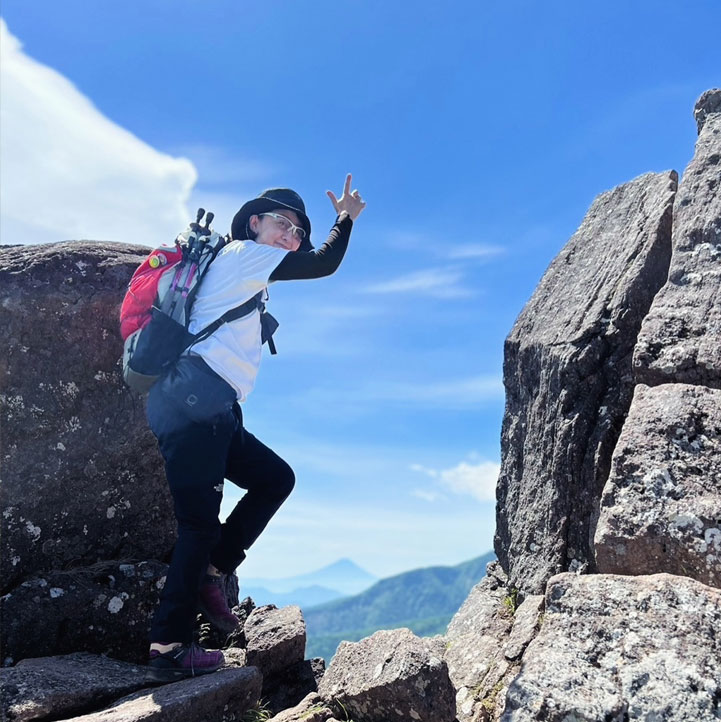 Gambar pengarang Hiroshi Tanaka